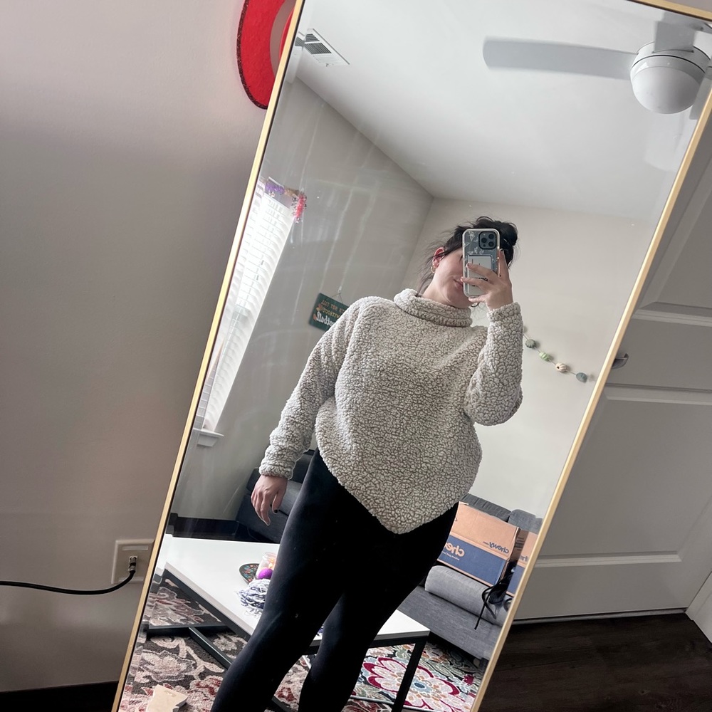 Sherpa sweater